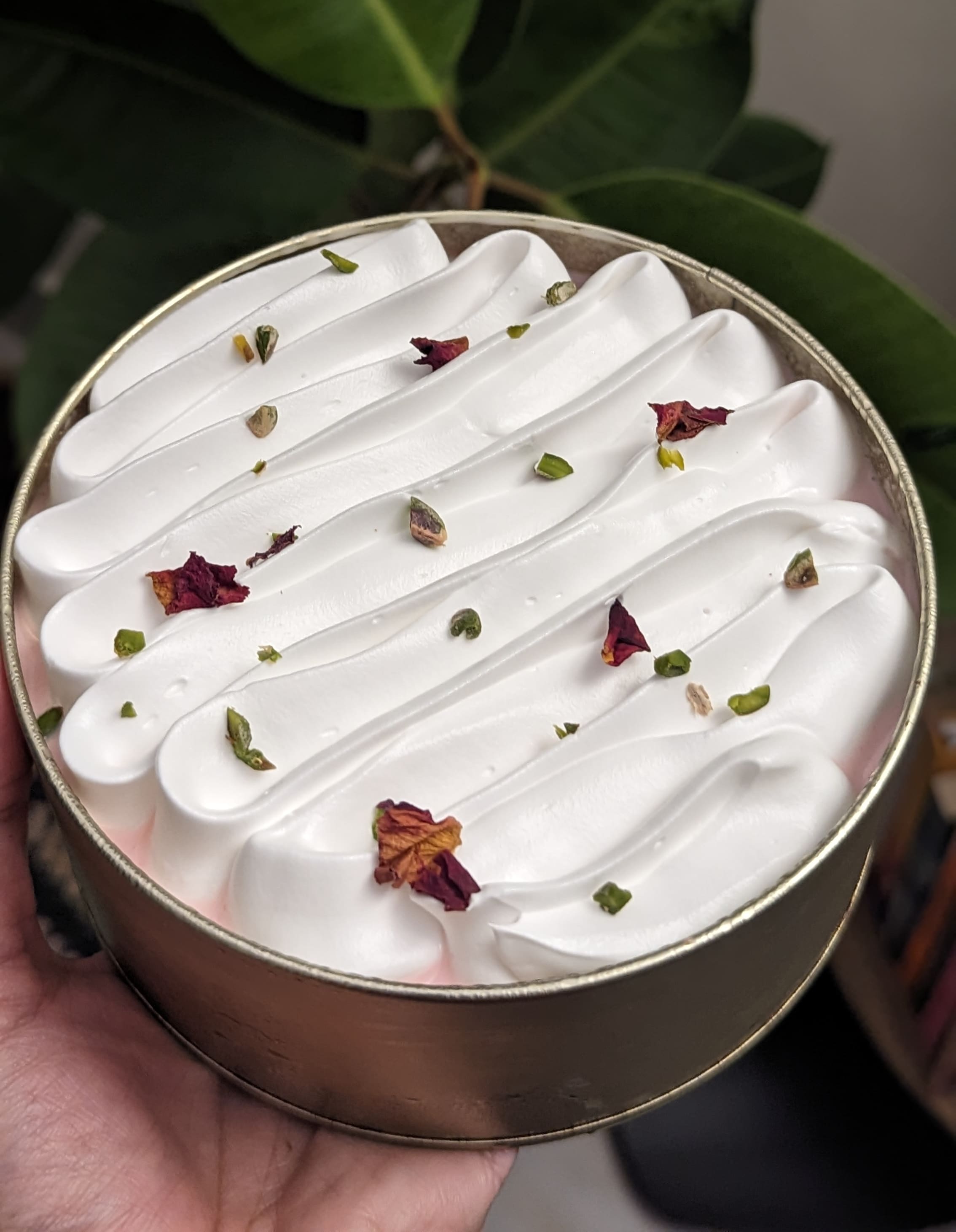 Rosemilk Cake